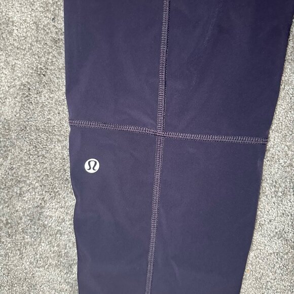 LULULEMON Track To Reality Pant II Women 2 Navy Blue Lined Reflective Jogger - Picture 10 of 14